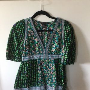 Green pattern top